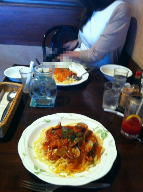 �l��